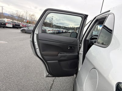 2025 Mitsubishi Outlander Sport Base