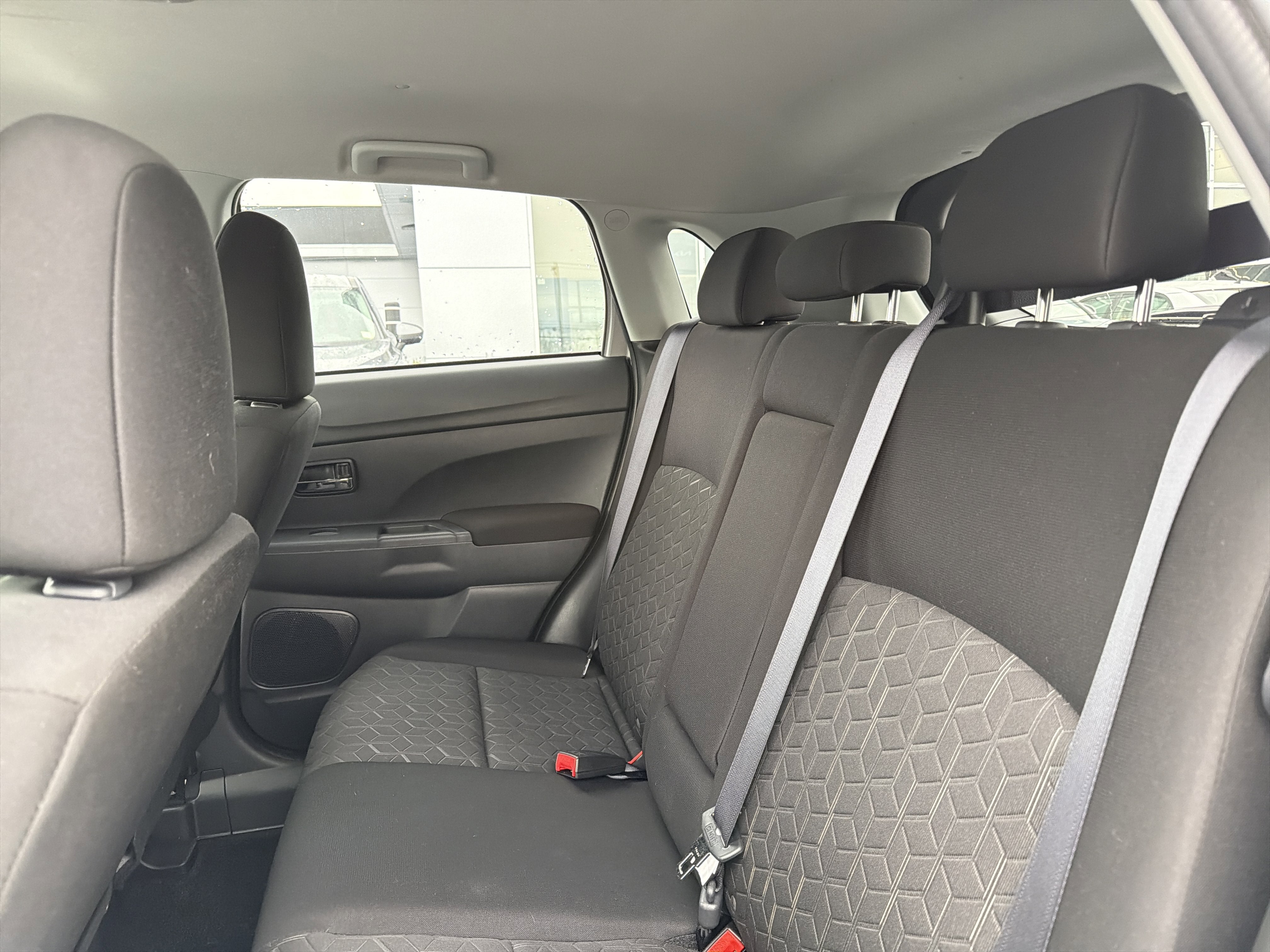 2025 Mitsubishi Outlander Sport Base