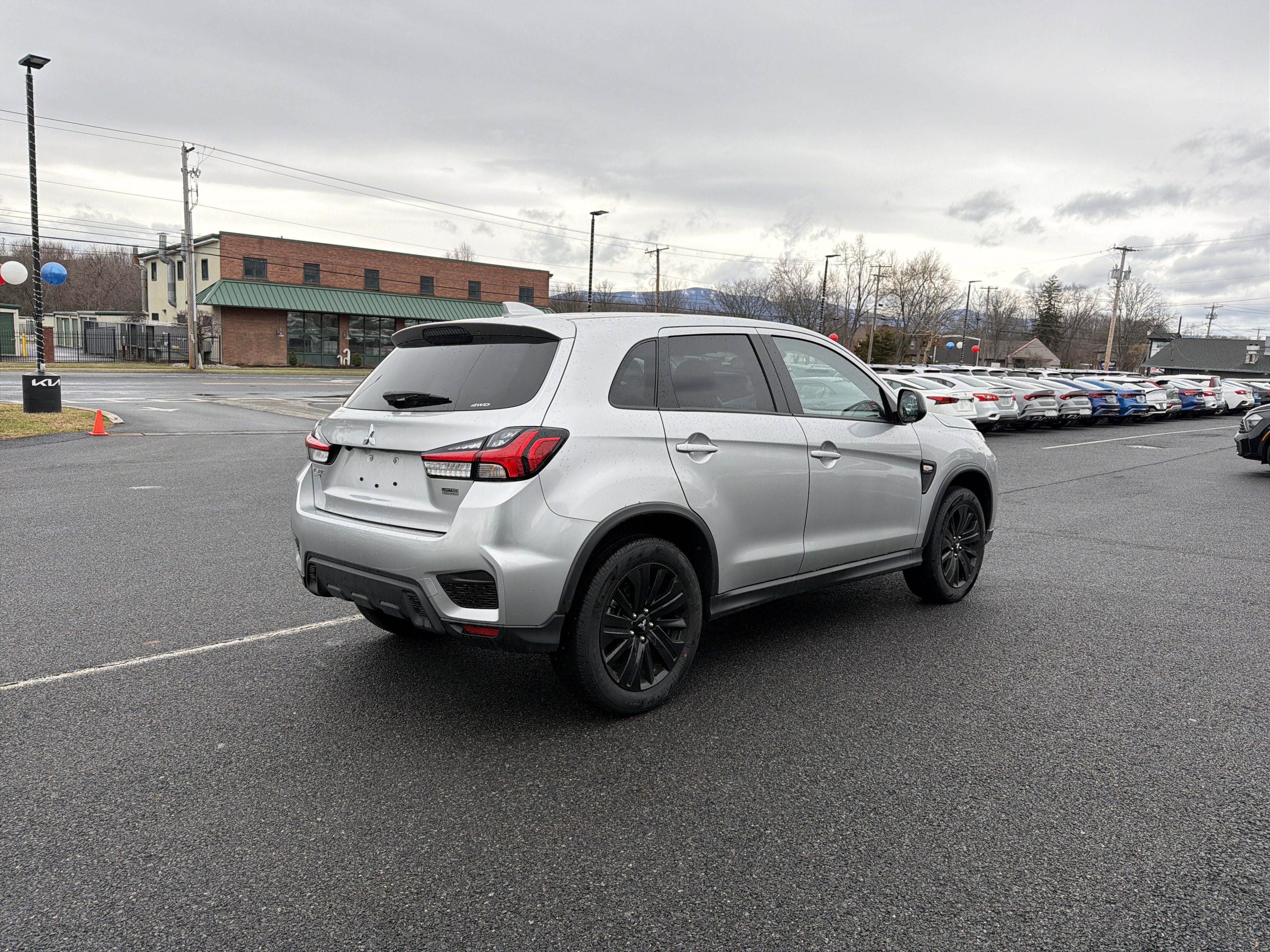 2025 Mitsubishi Outlander Sport Base
