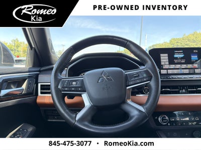 2023 Mitsubishi Outlander SEL
