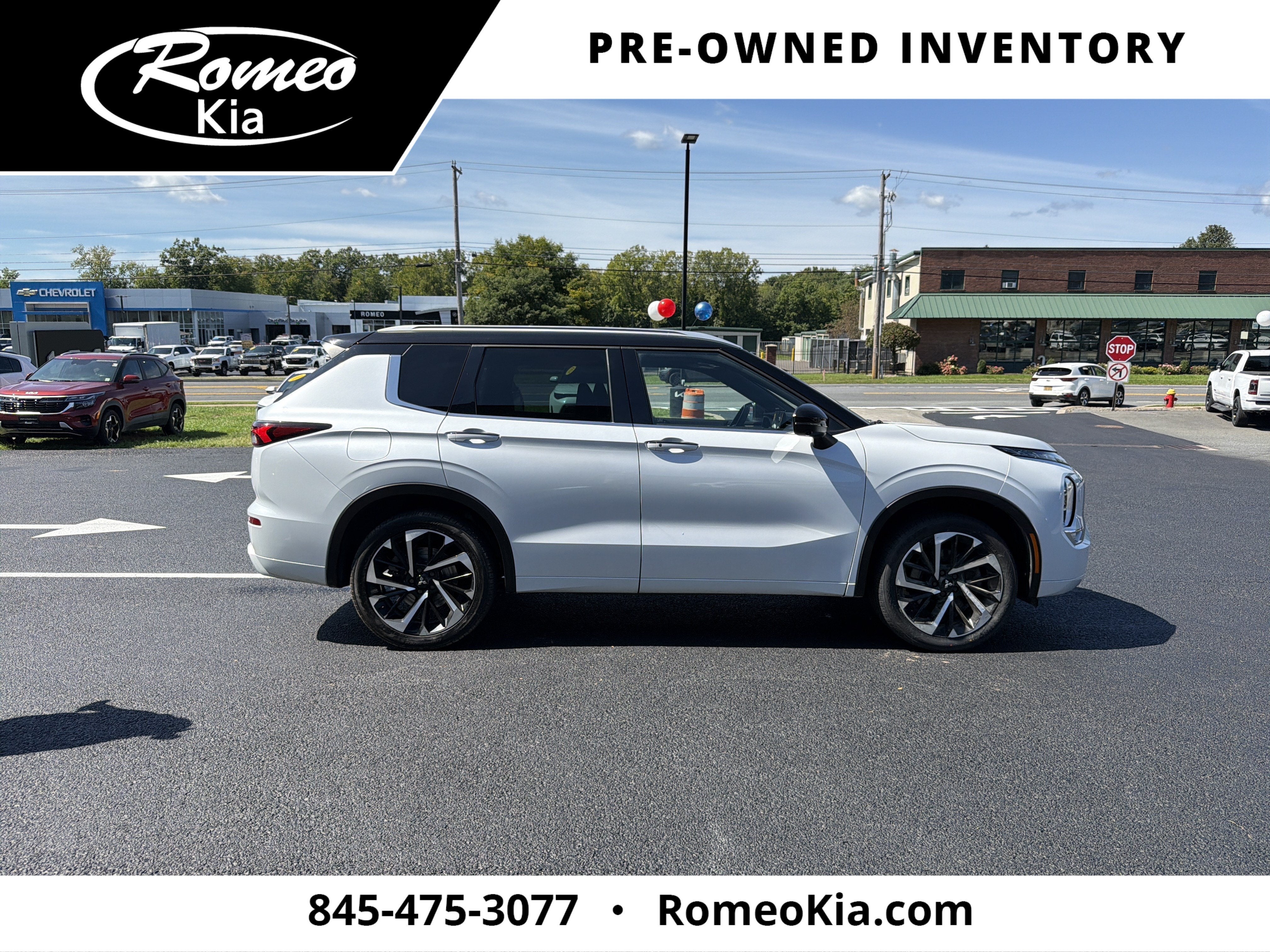 2023 Mitsubishi Outlander SEL