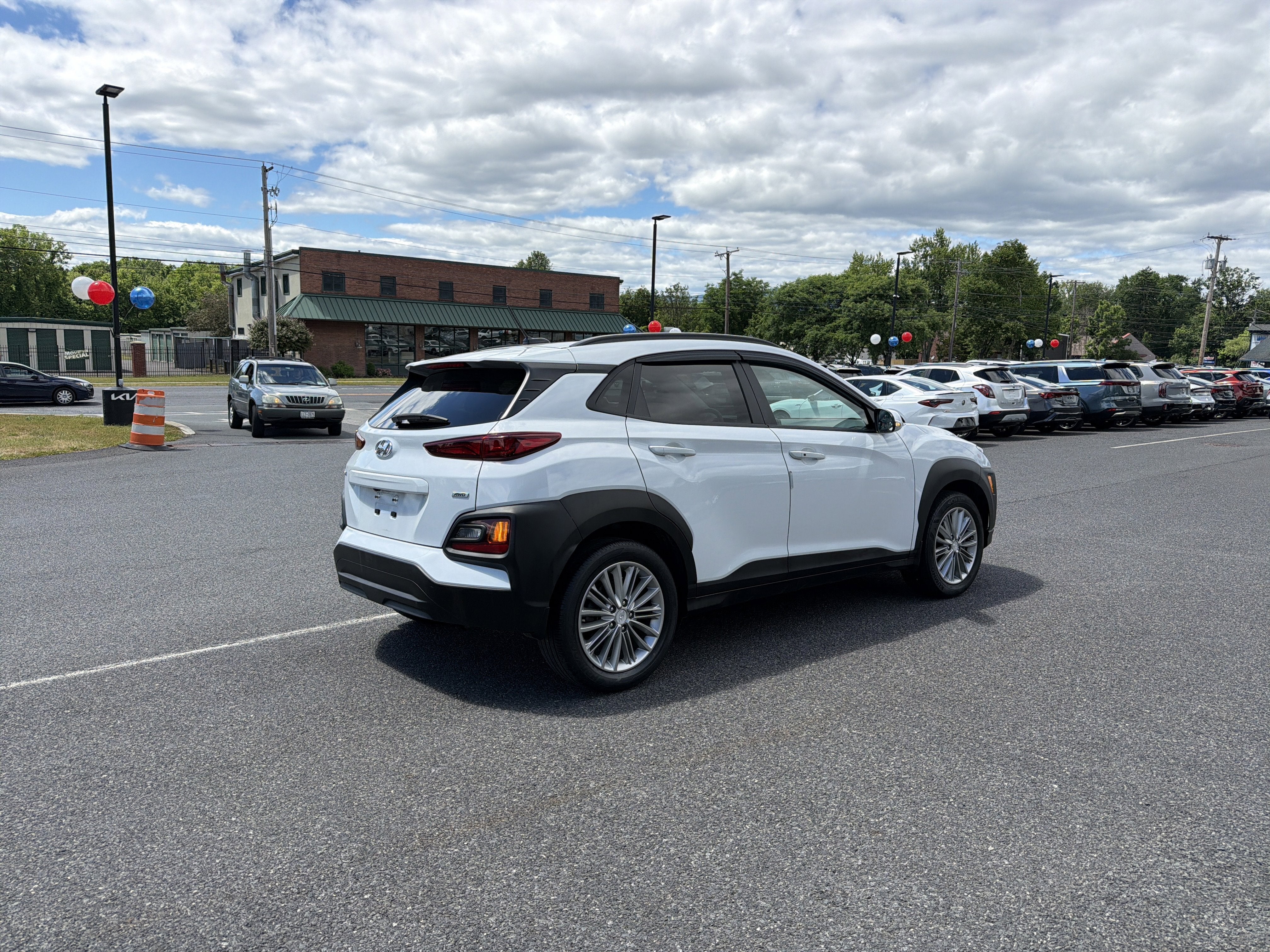 2020 Hyundai KONA SEL