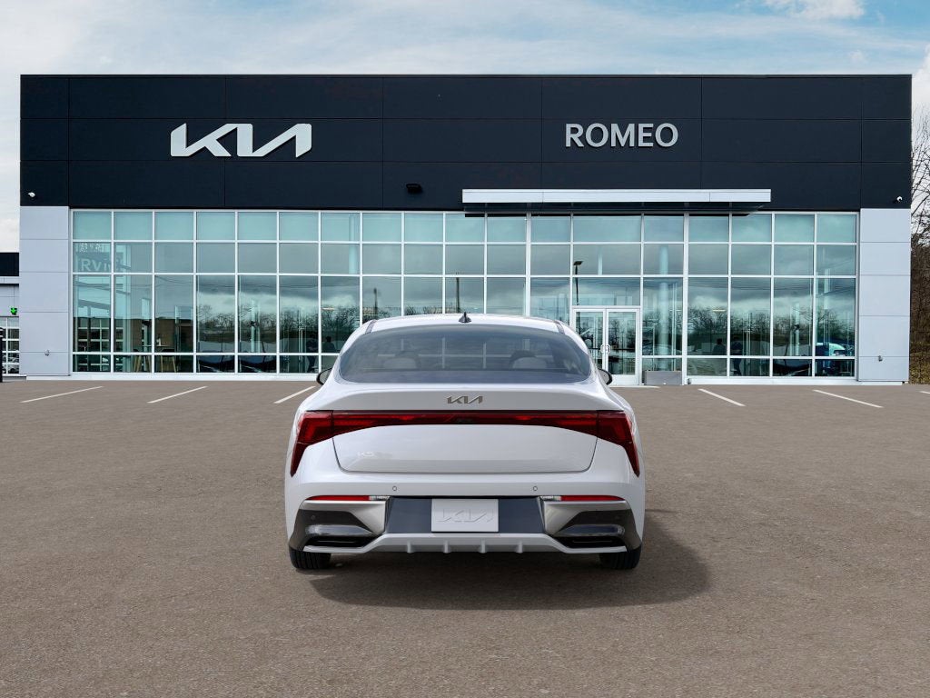 2025 Kia K5 LXS