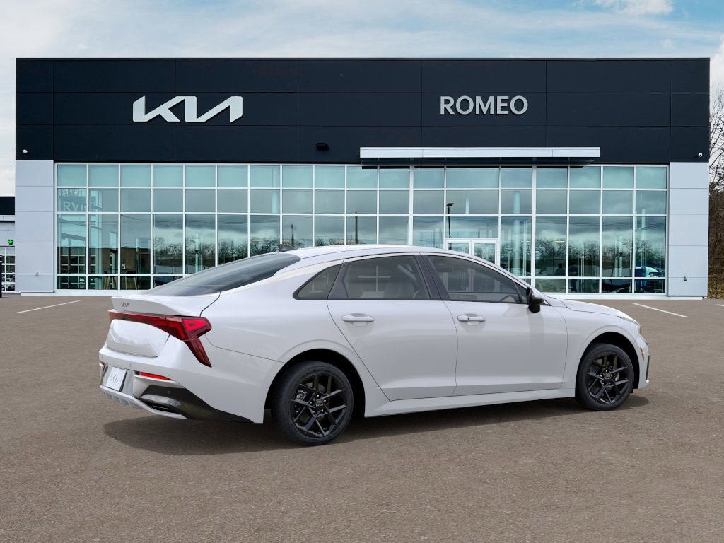 2025 Kia K5 LXS