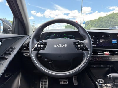 2023 Kia Niro EX Touring