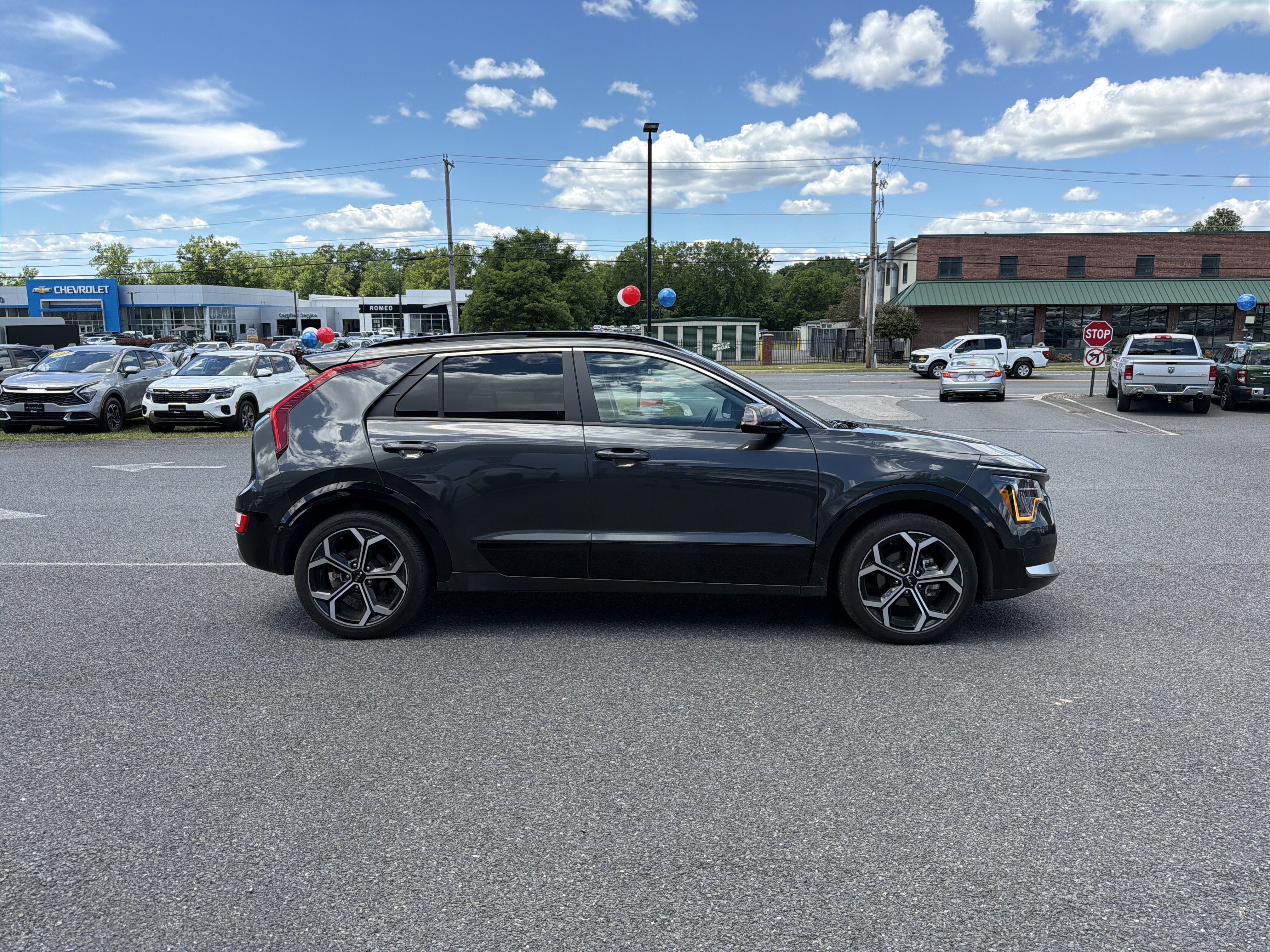 2023 Kia Niro EX Touring