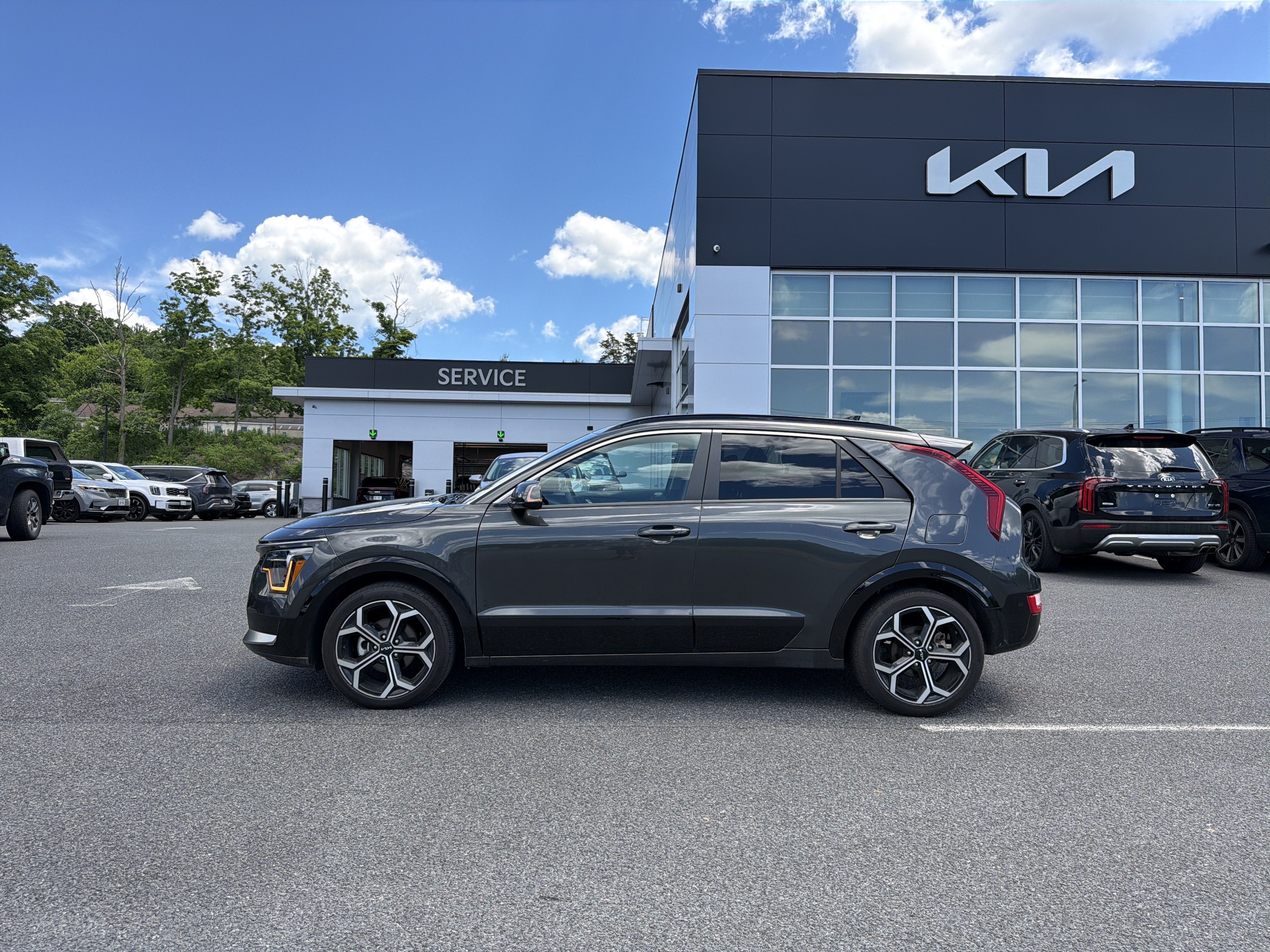 2023 Kia Niro EX Touring