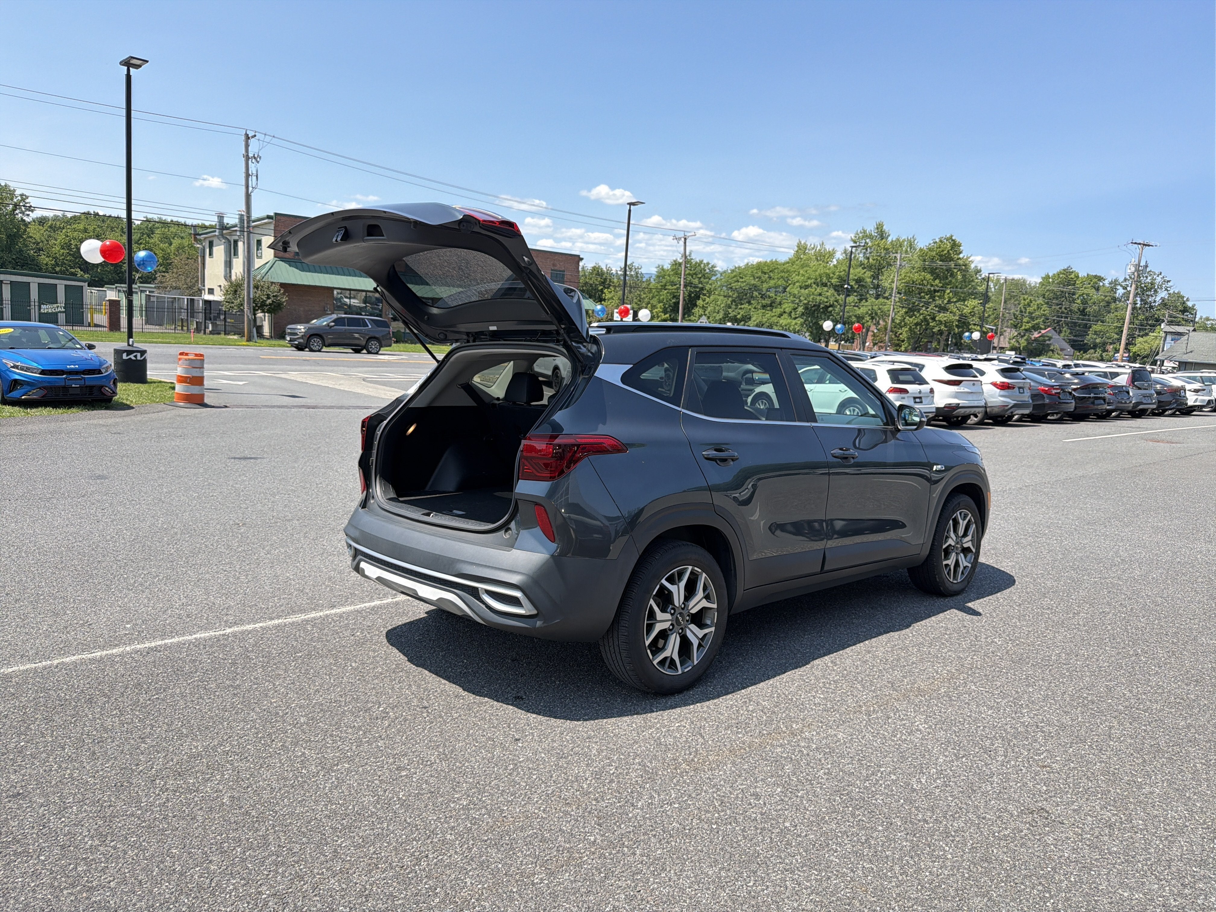 2023 Kia Seltos EX