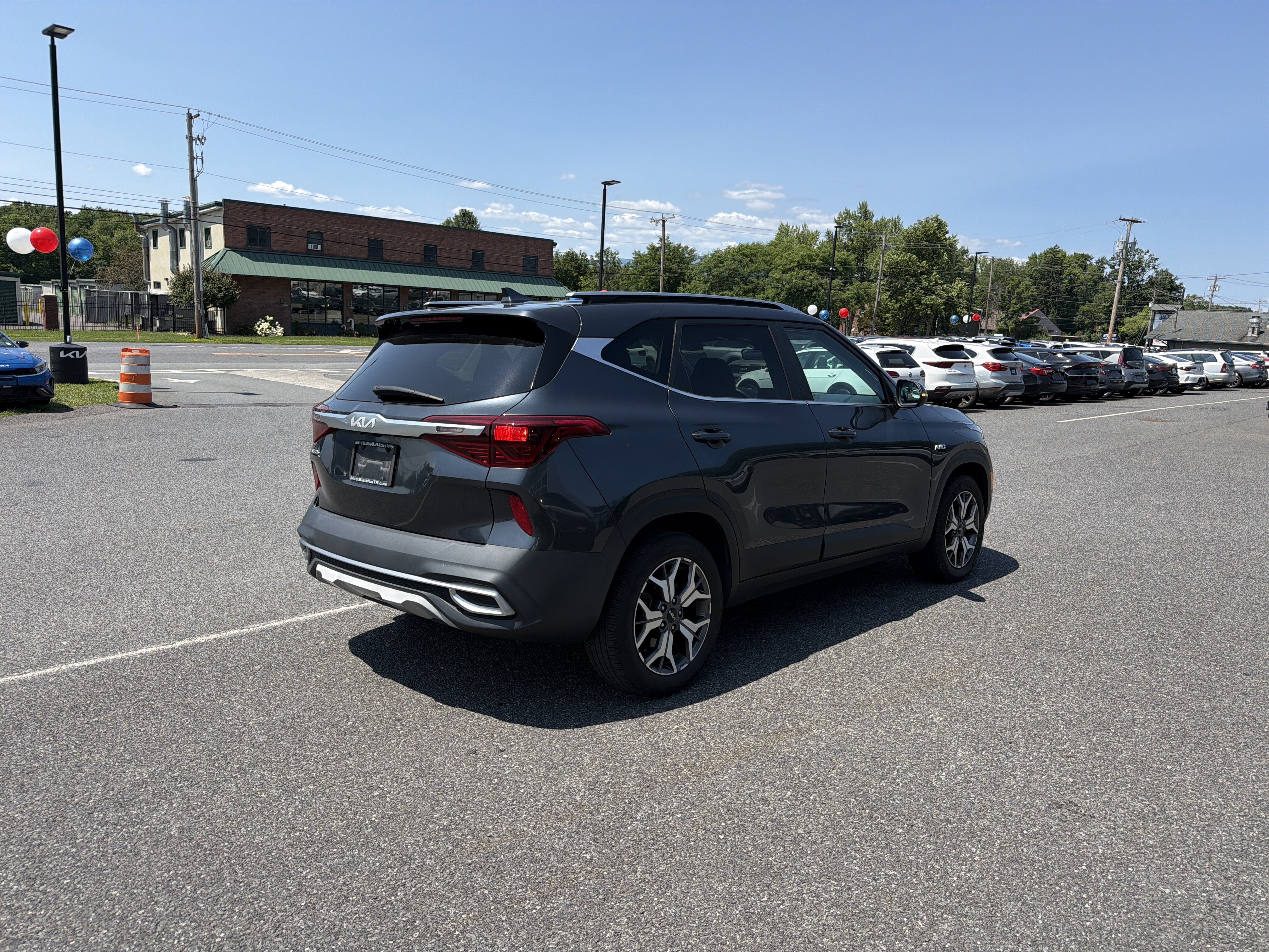 2023 Kia Seltos EX