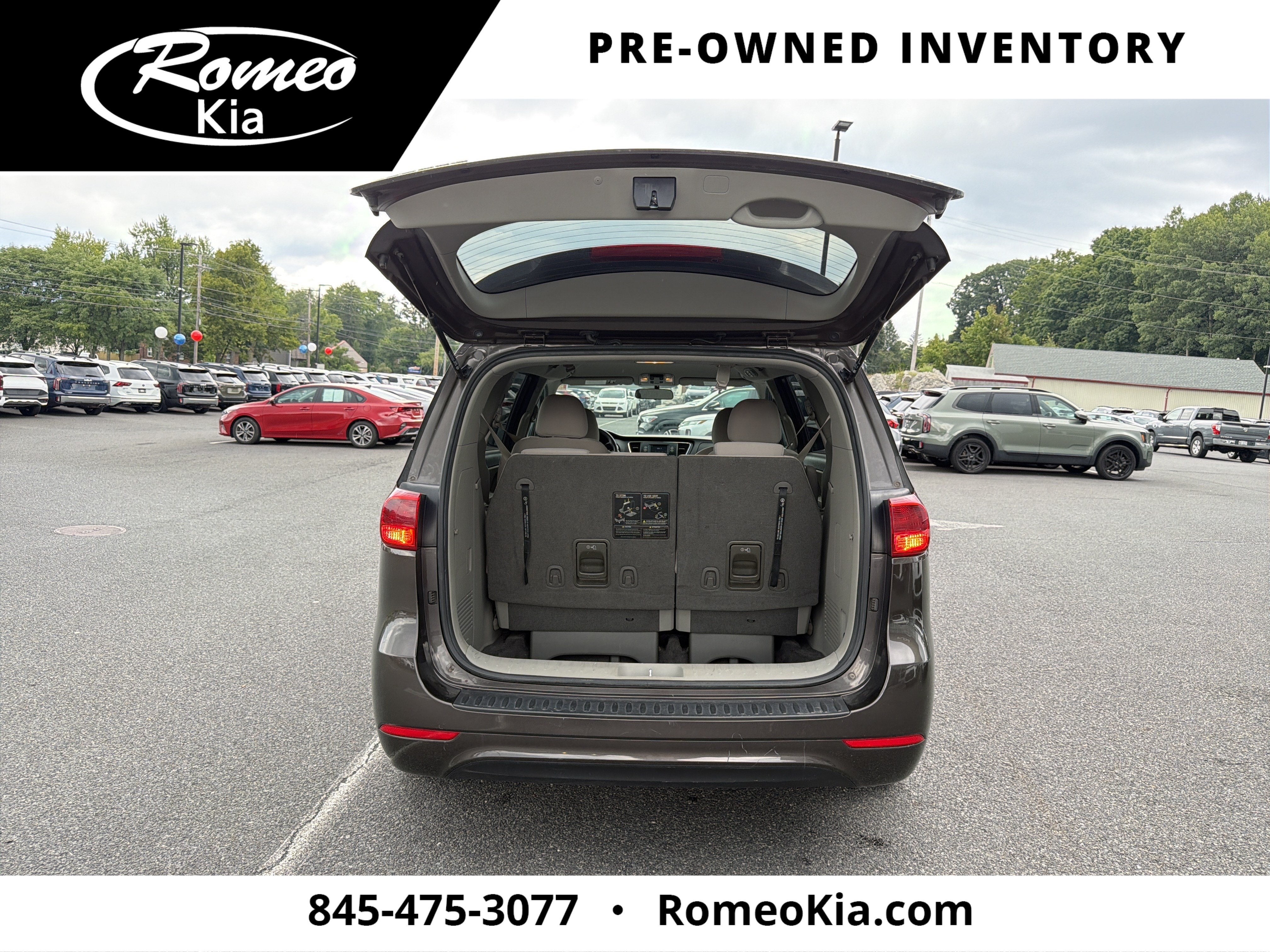 2018 Kia Sedona LX
