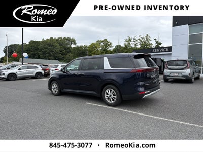 2023 Kia Carnival LX