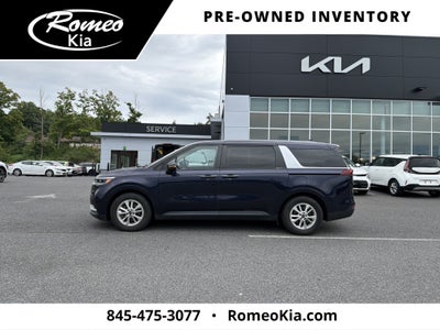 2023 Kia Carnival LX