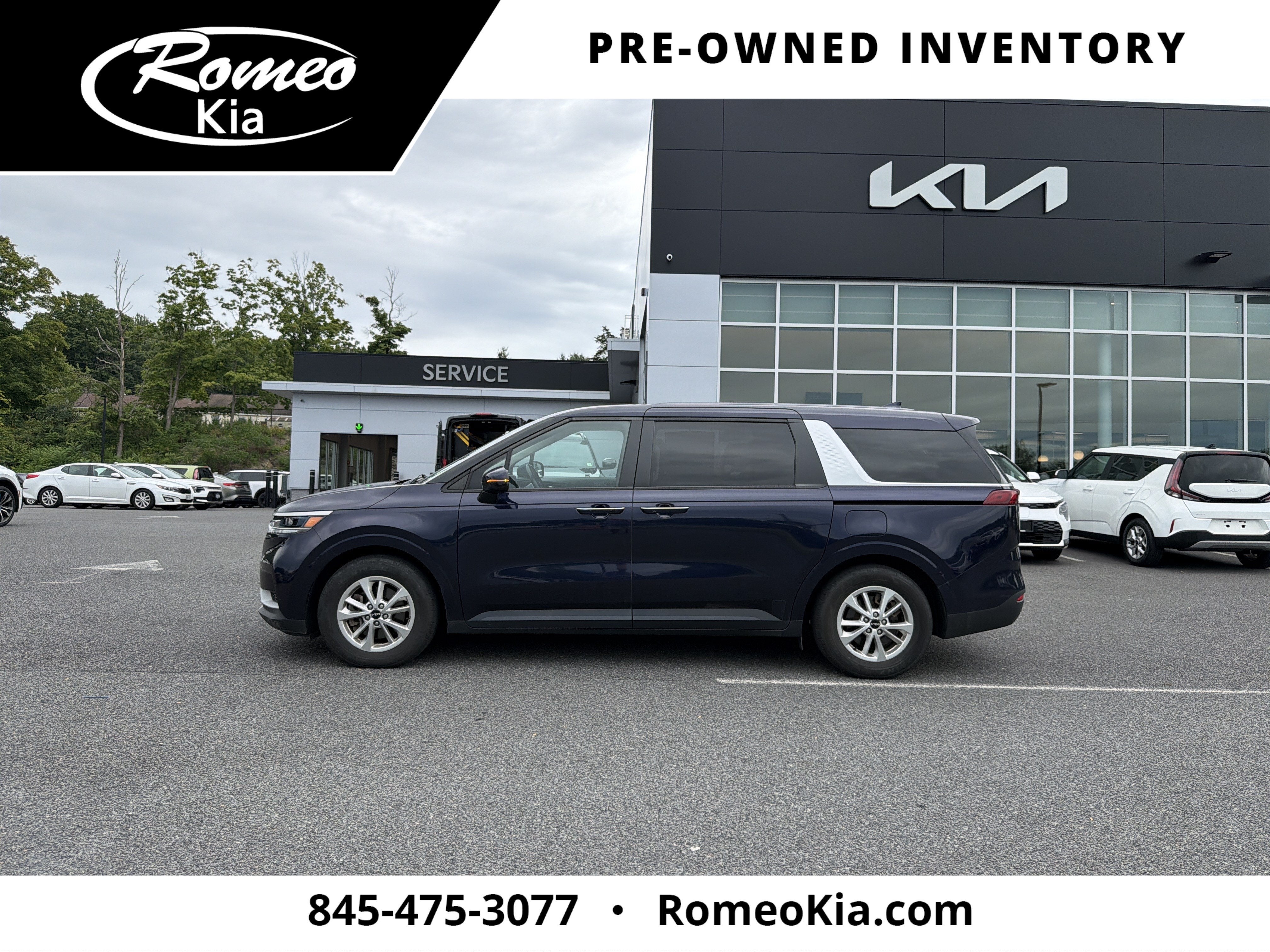 2023 Kia Carnival LX