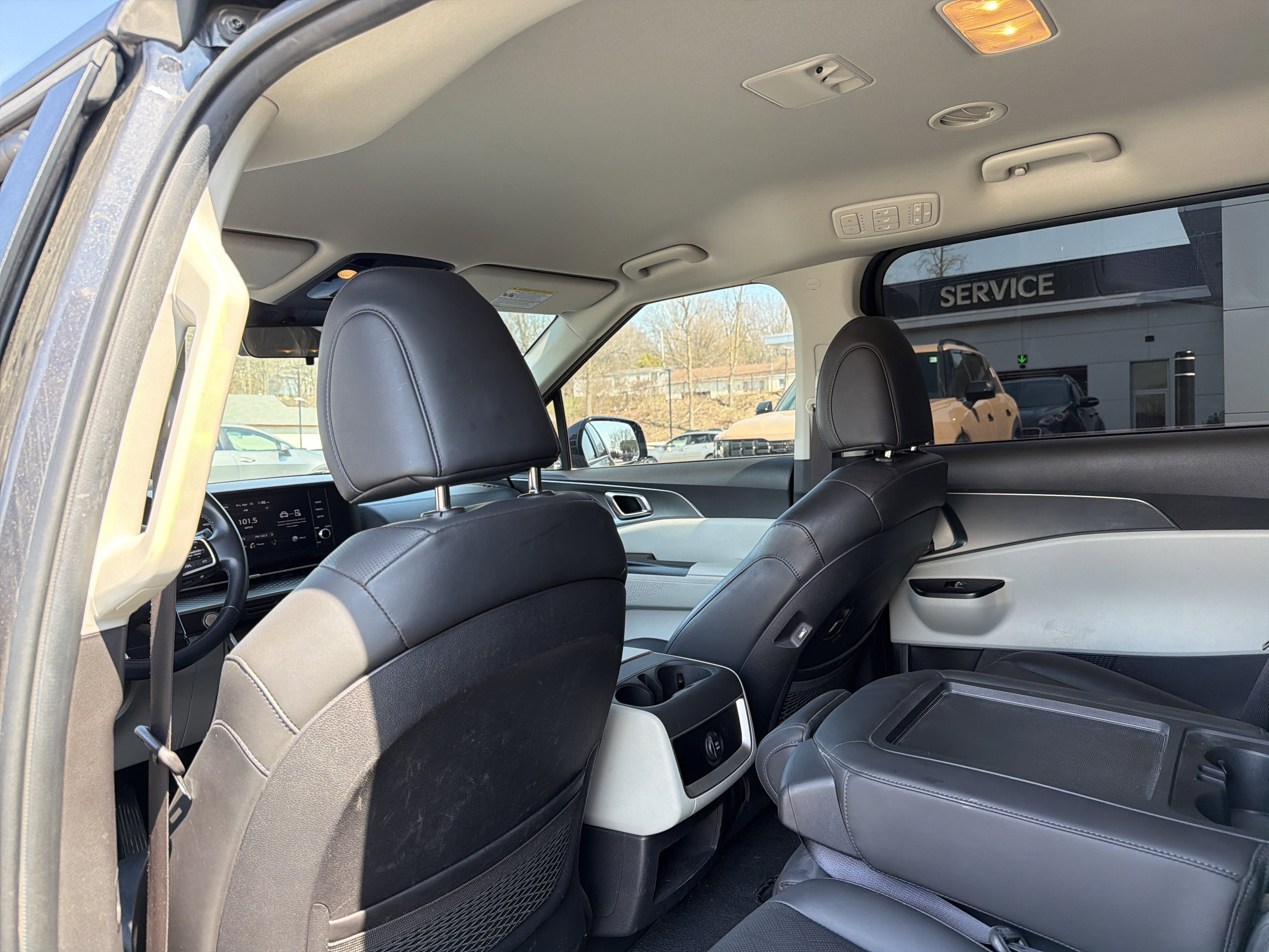 2022 Kia Carnival LXS