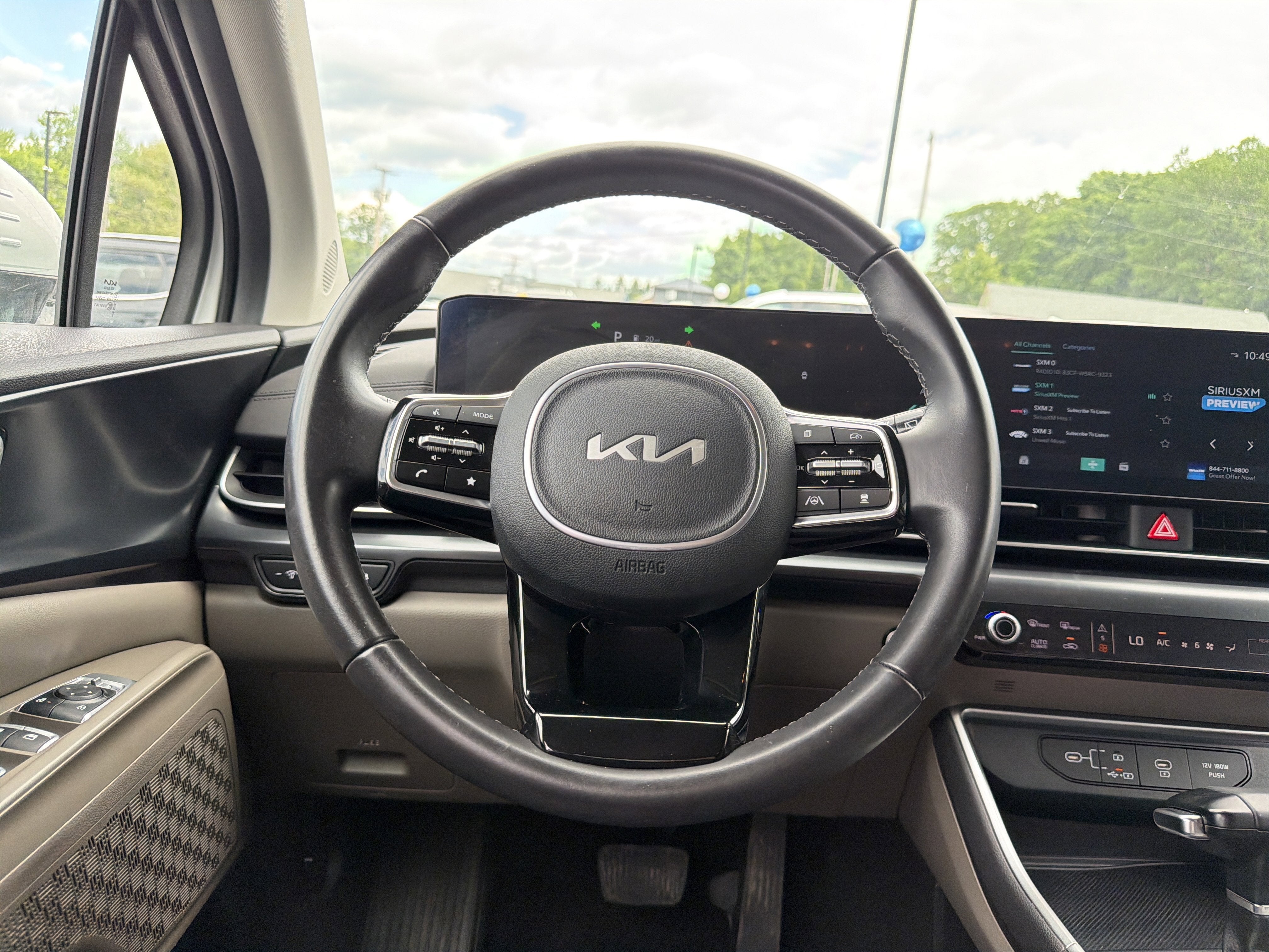 2025 Kia Carnival LXS