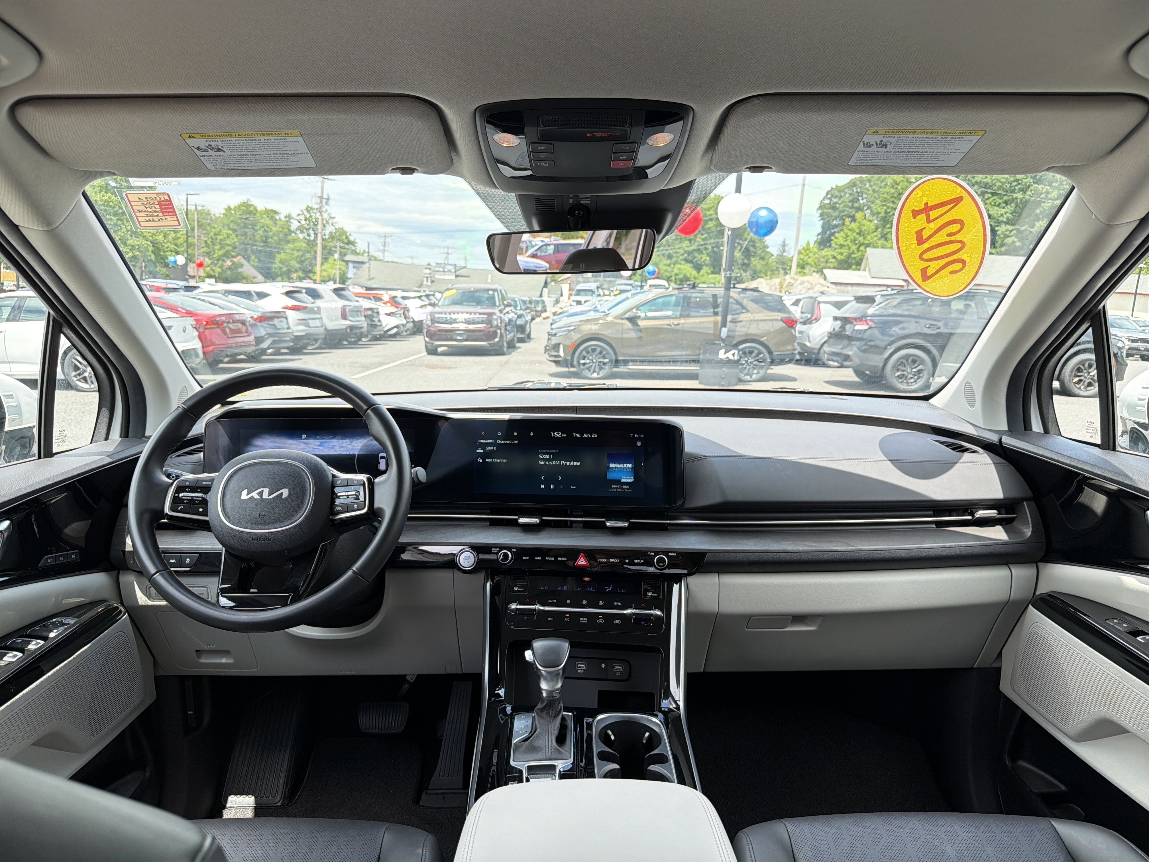 2024 Kia Carnival SX