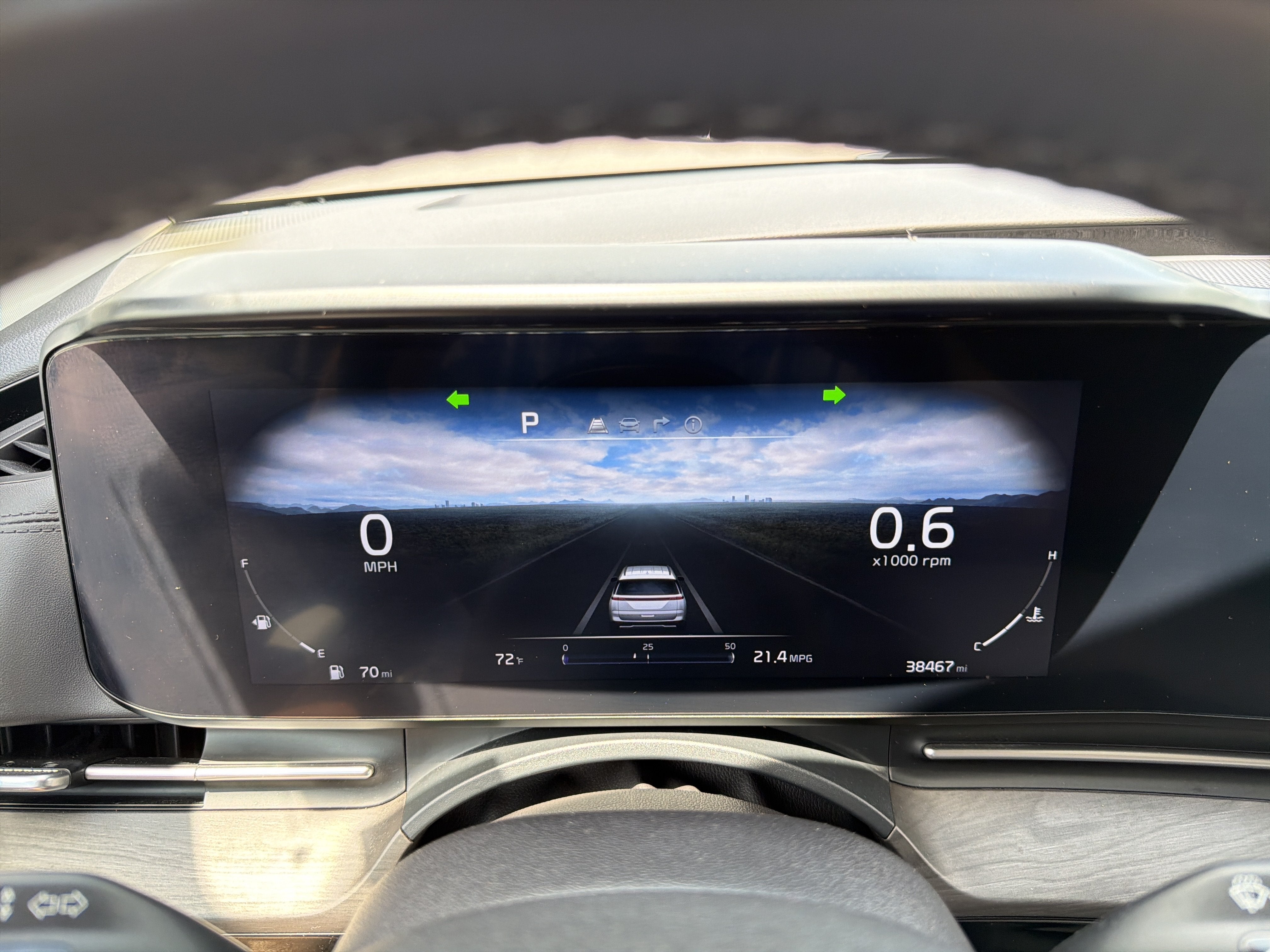 2024 Kia Carnival SX