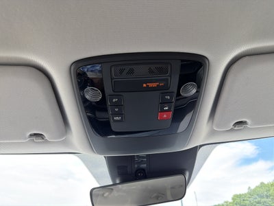 2024 Kia Carnival SX