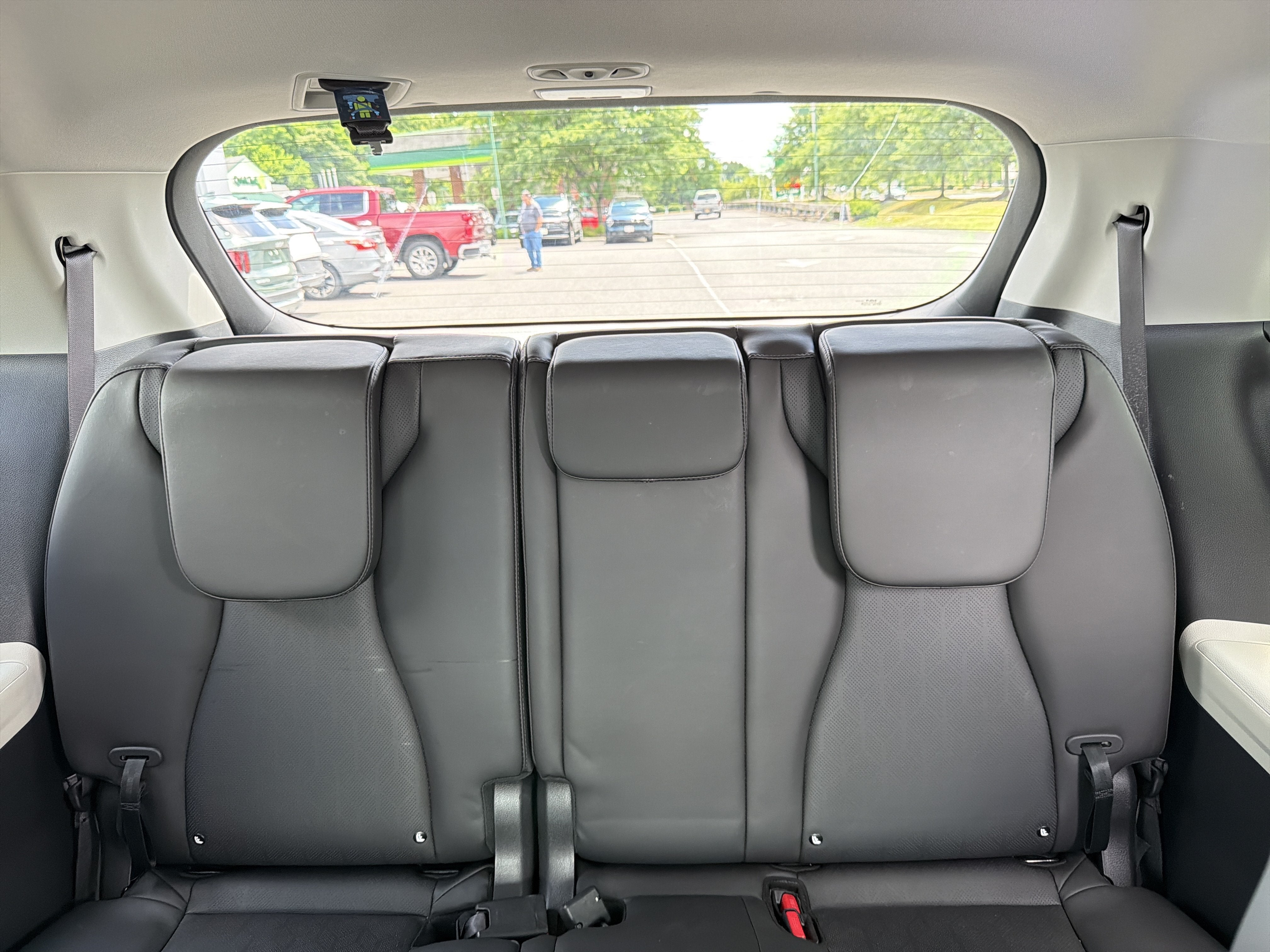 2024 Kia Carnival SX