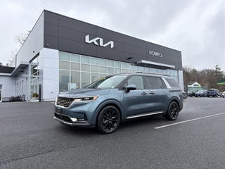 2023 Kia Carnival SX