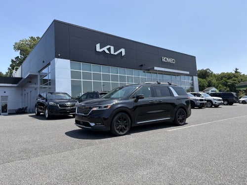 2024 Kia Carnival SX