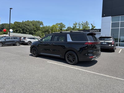2024 Kia Carnival SX