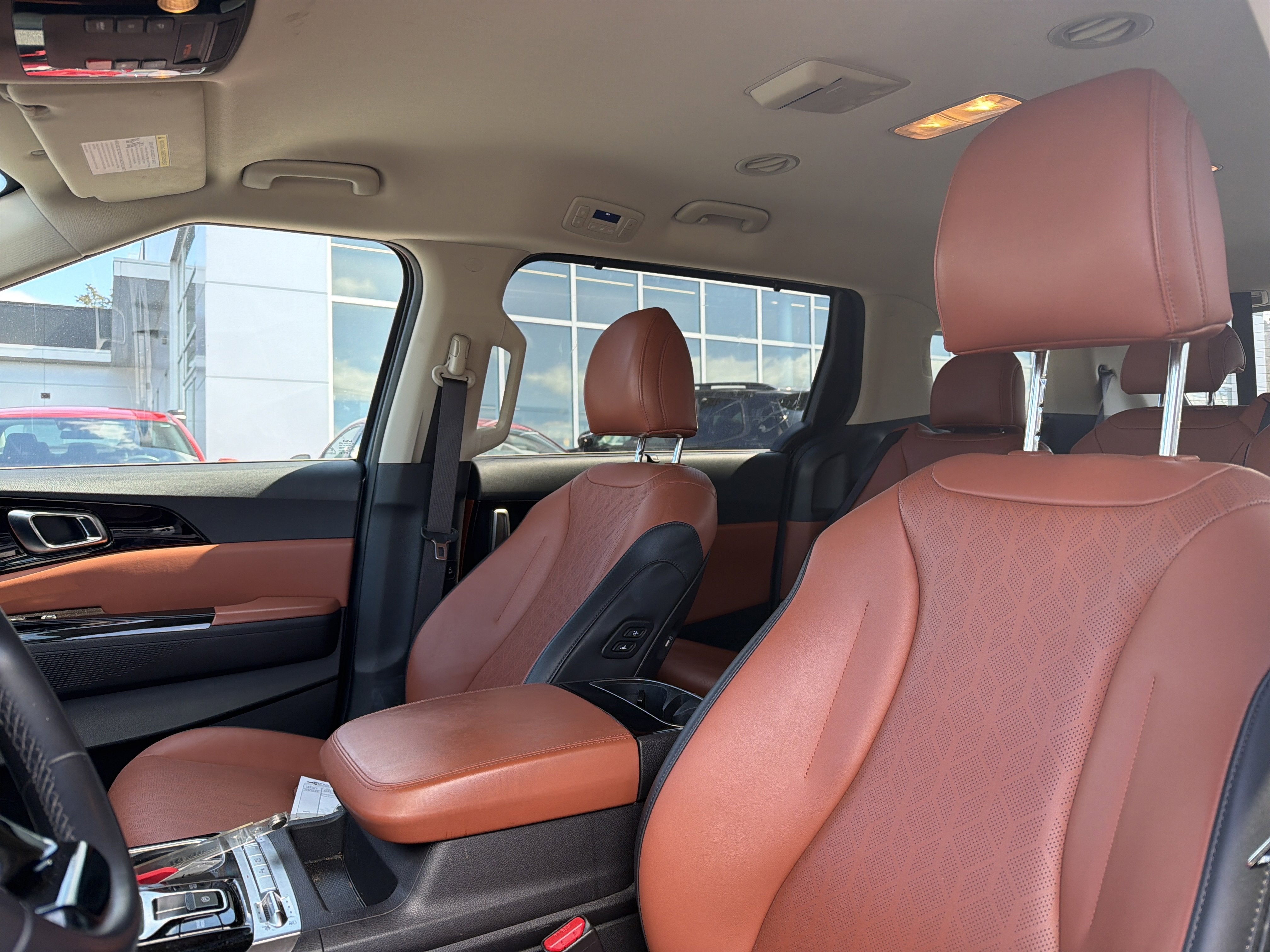 2024 Kia Carnival SX