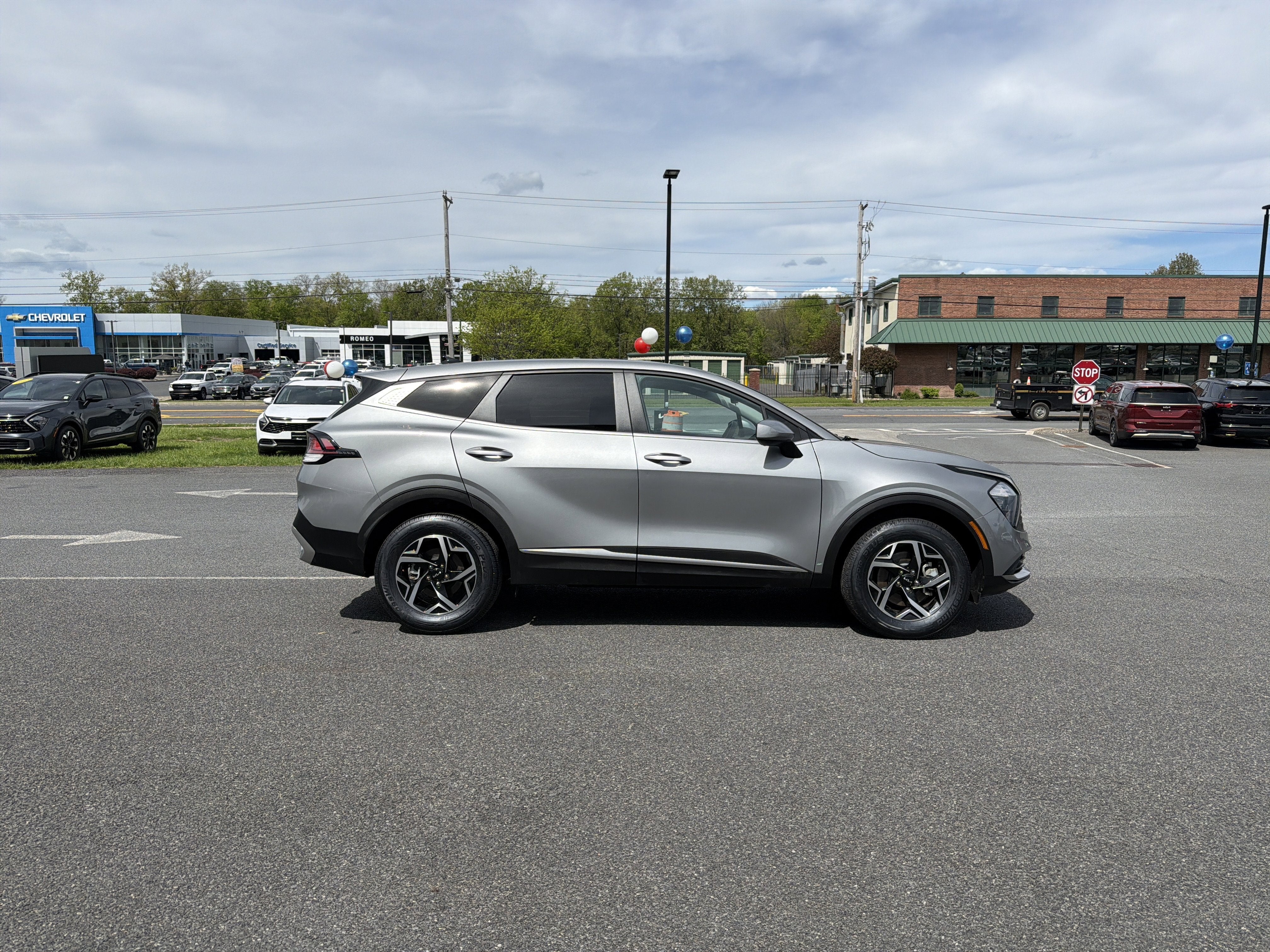 2023 Kia Sportage LX