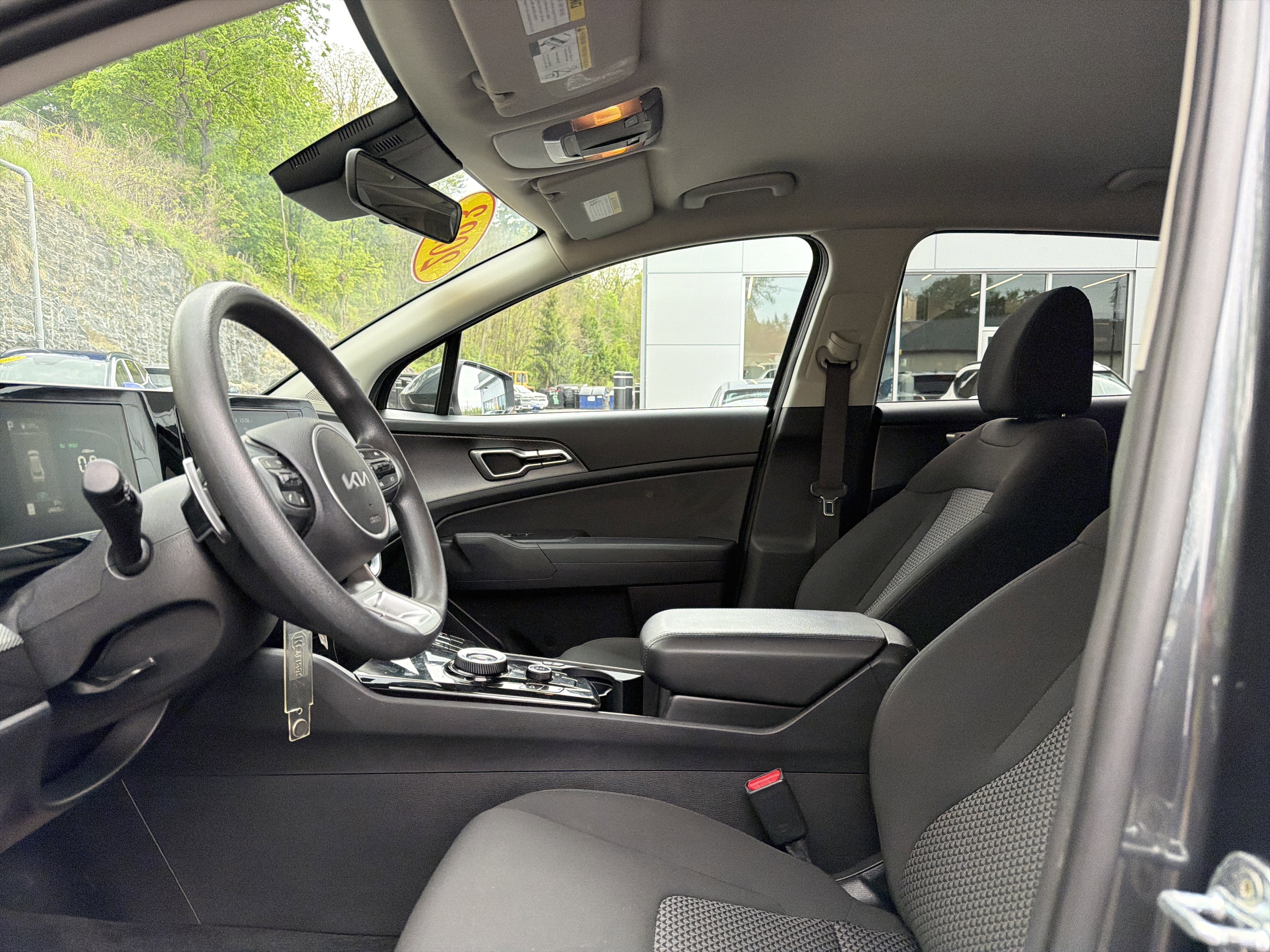 2023 Kia Sportage Hybrid LX