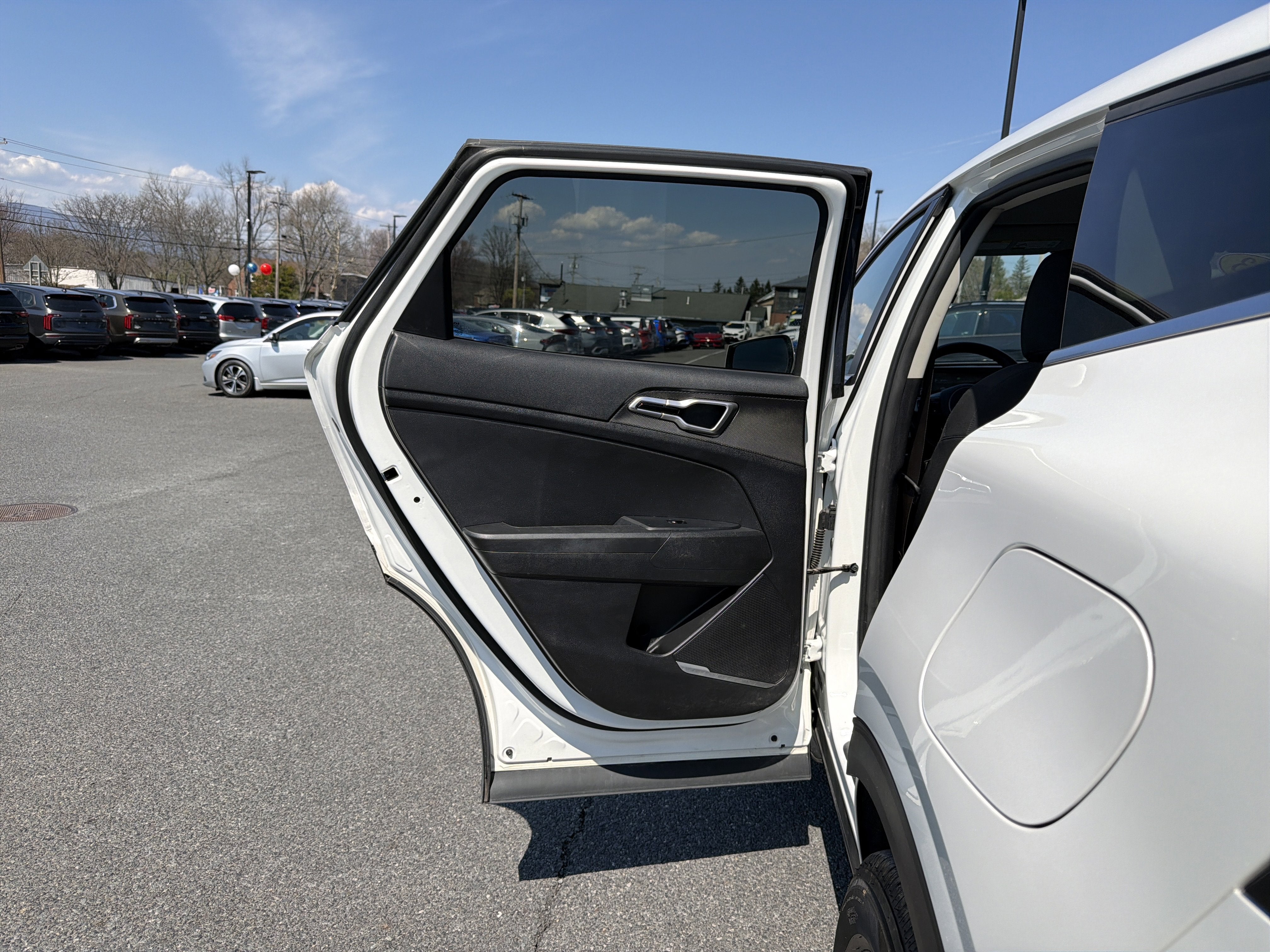 2023 Kia Sportage Hybrid LX