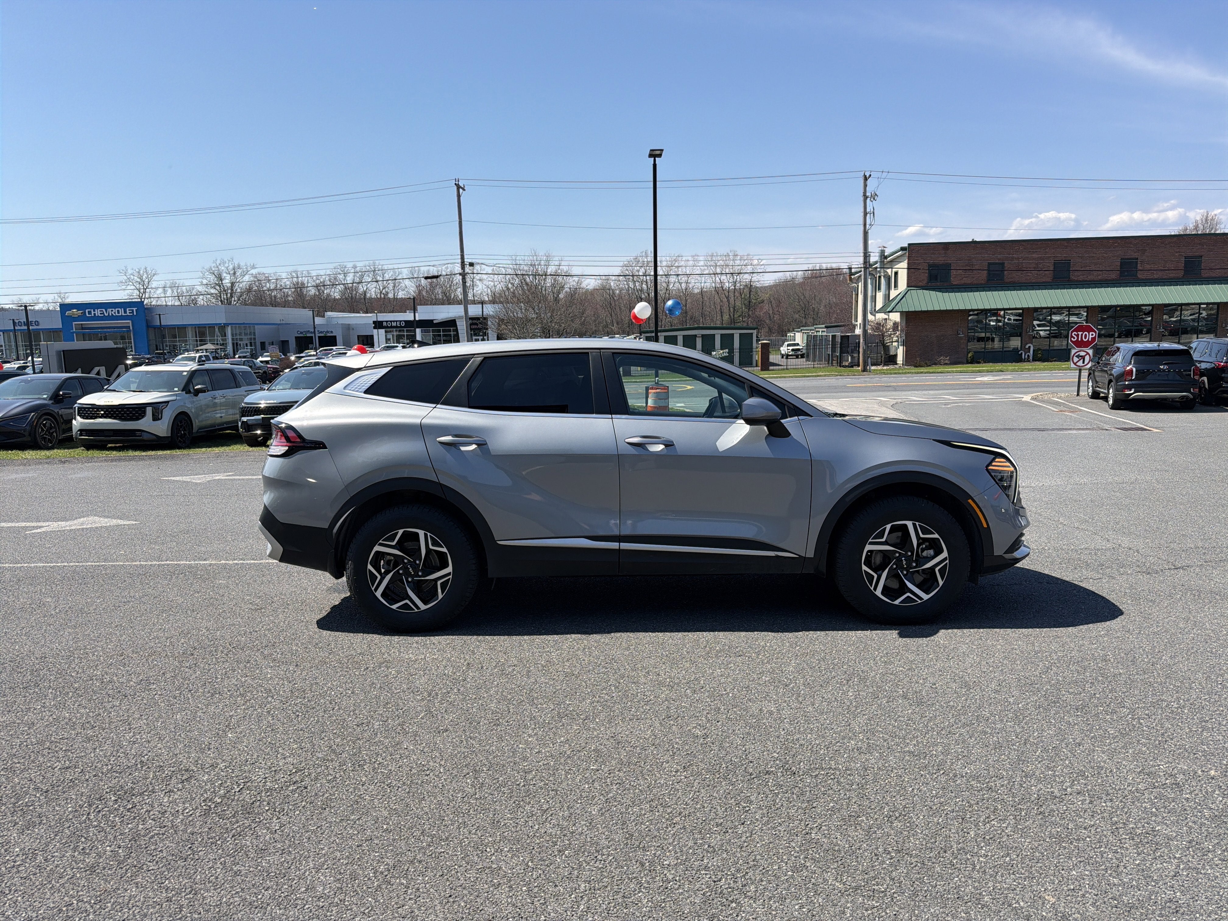 2024 Kia Sportage LX