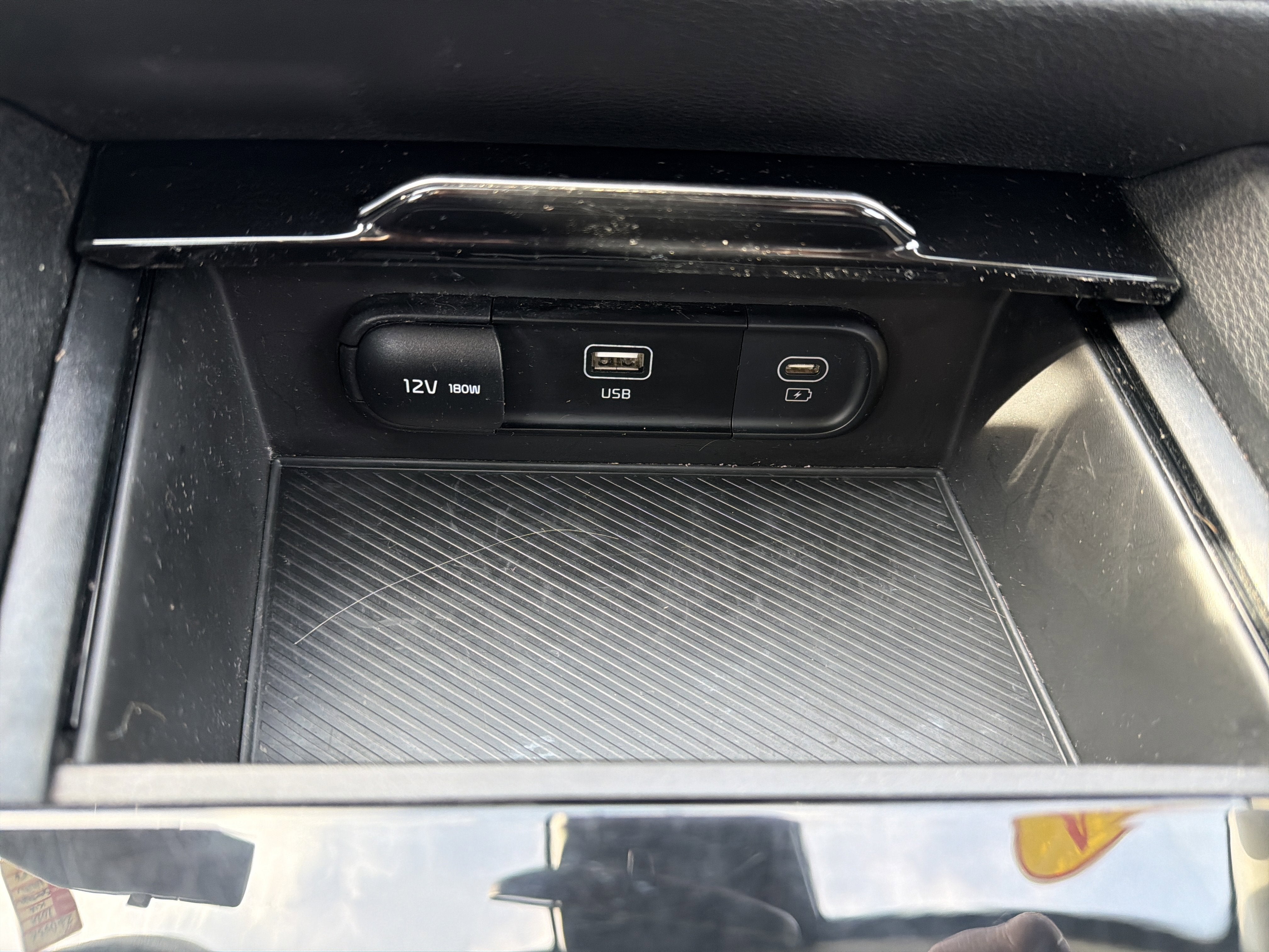 2024 Kia Sportage Hybrid LX