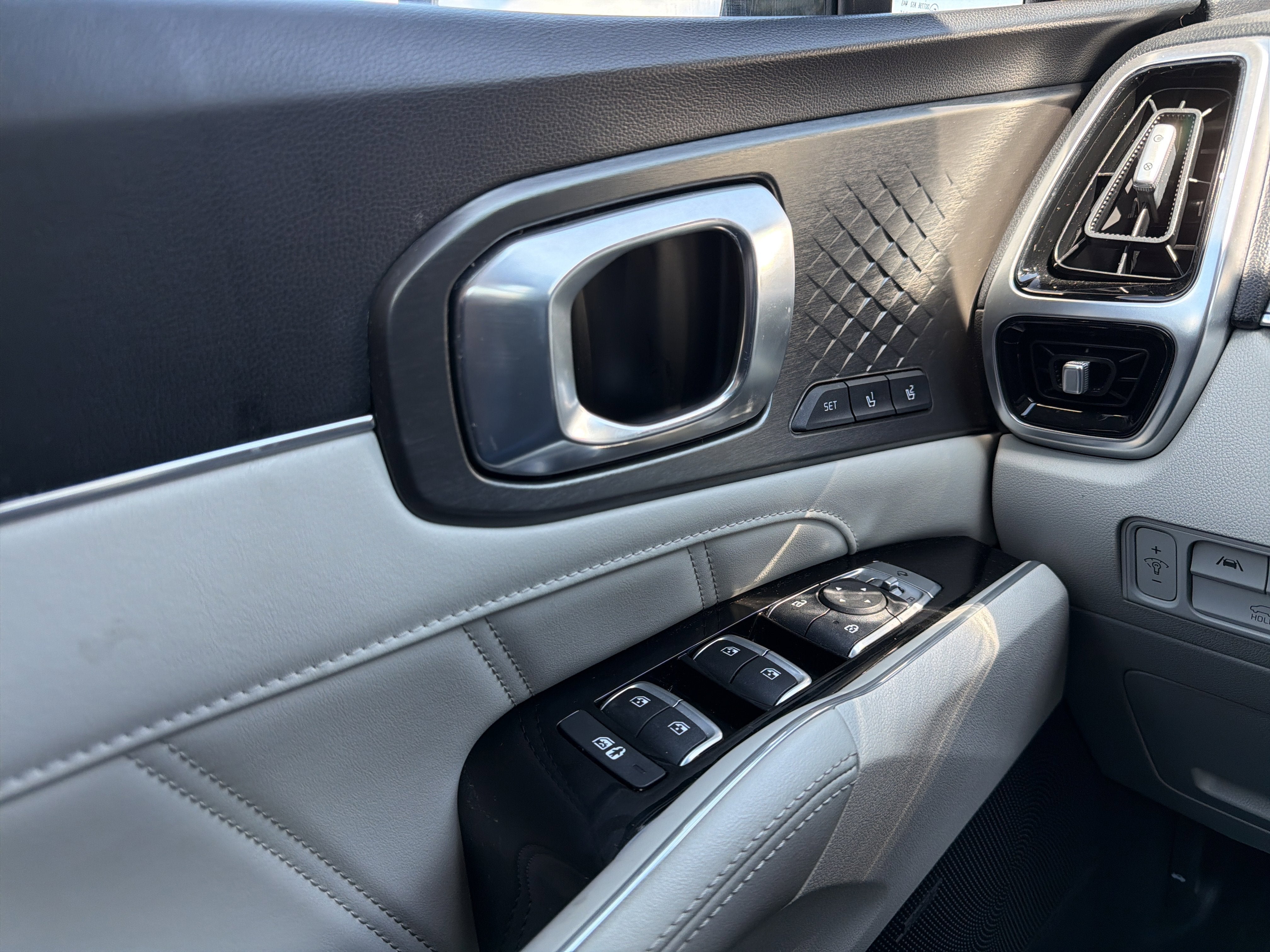 2023 Kia Sorento Hybrid SX Prestige