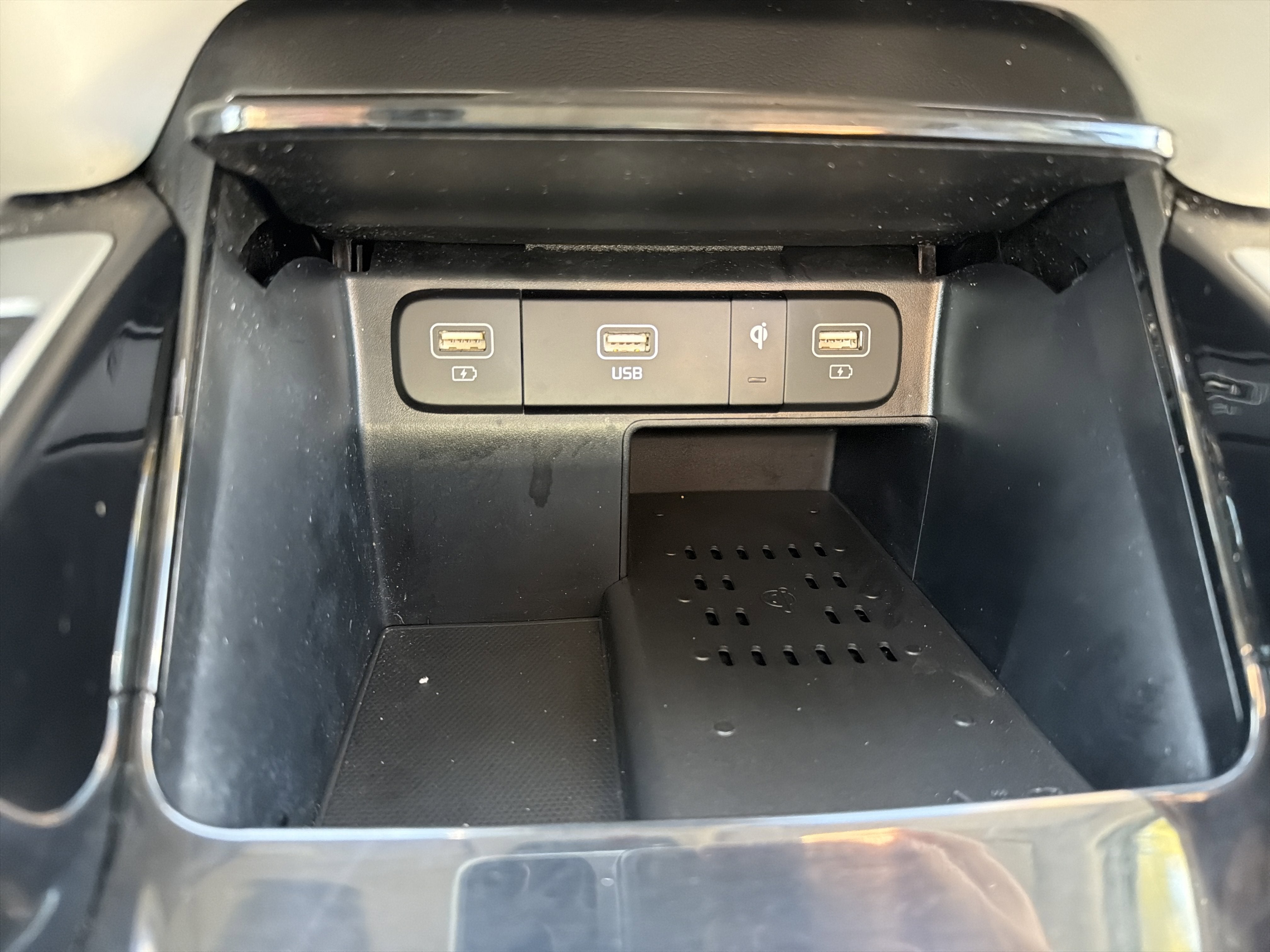 2022 Kia Sorento Plug-In Hybrid SX Prestige