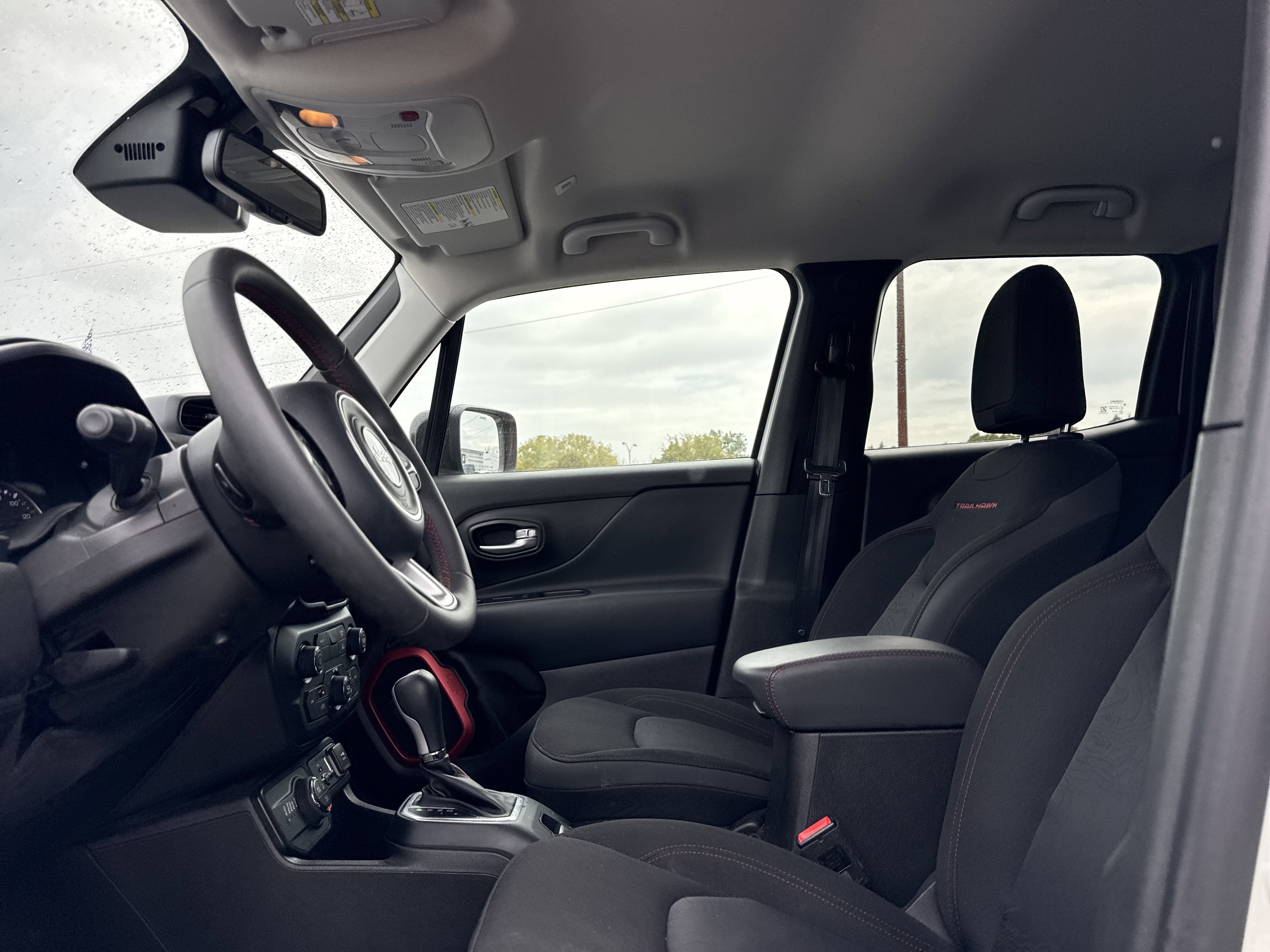 2023 Jeep Renegade Trailhawk