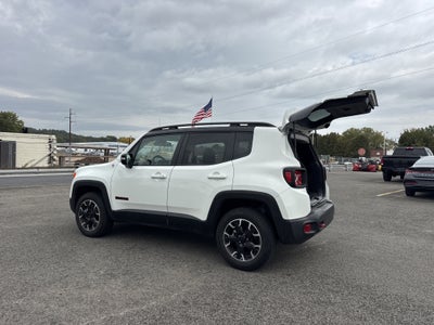 2023 Jeep Renegade Trailhawk