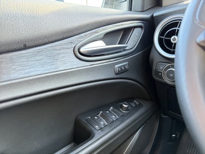 2020 Alfa Romeo Stelvio Base