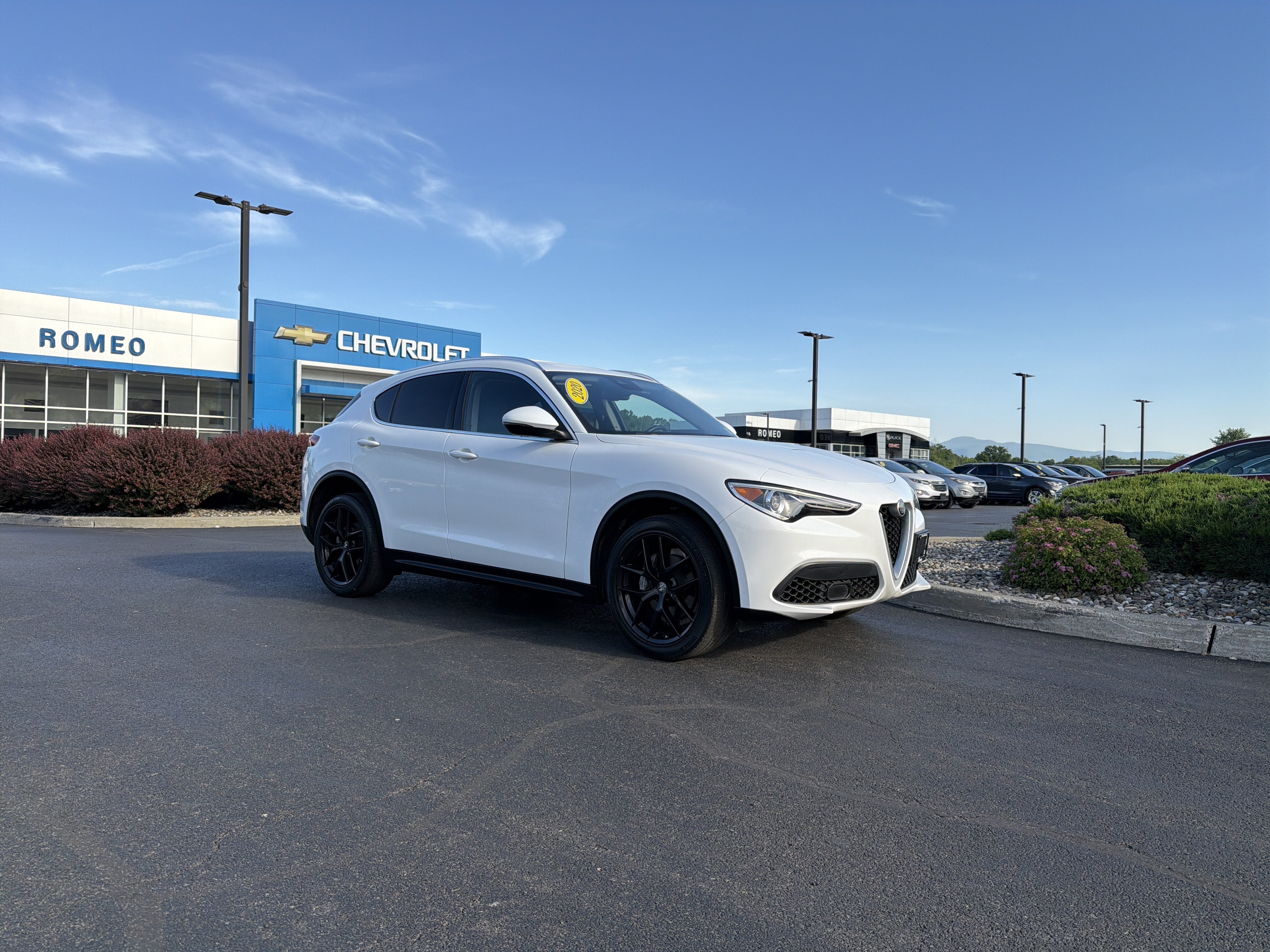 2020 Alfa Romeo Stelvio Base