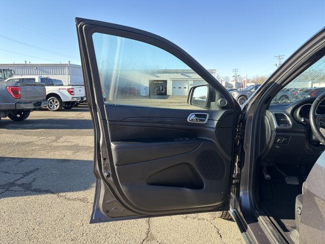 2020 Jeep Grand Cherokee Laredo E