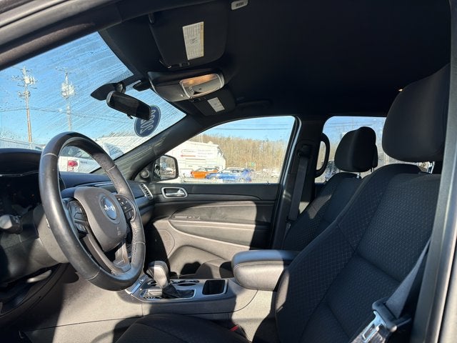 2020 Jeep Grand Cherokee Laredo E