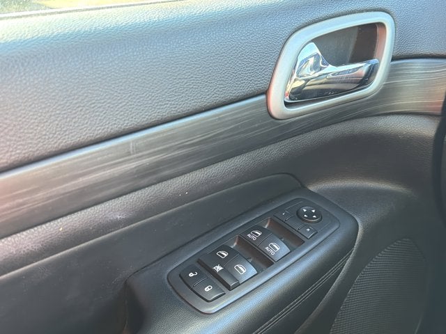 2020 Jeep Grand Cherokee Laredo E