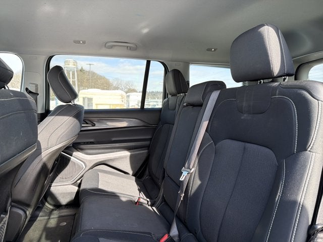 2021 Jeep Grand Cherokee L Laredo