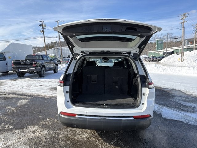 2021 Jeep Grand Cherokee L Laredo