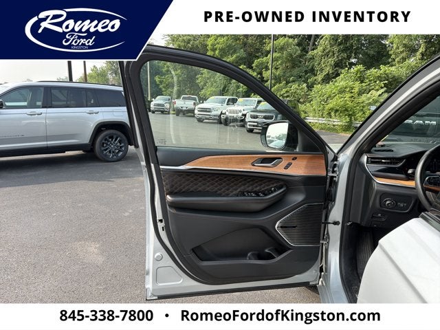 2023 Jeep Grand Cherokee L Summit