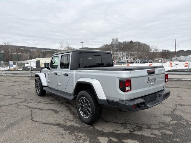 2022 Jeep Gladiator Overland