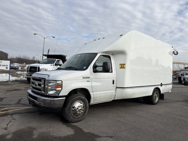 2019 Ford E-350SD Base Cutaway