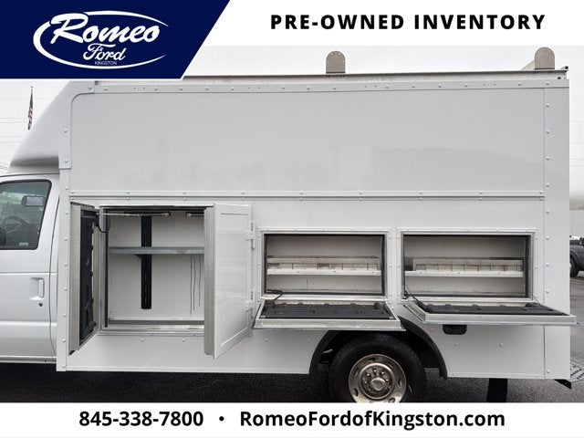 2024 Ford E-350SD Base Cutaway
