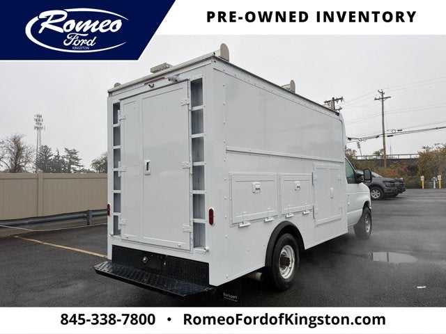 2024 Ford E-350SD Base Cutaway