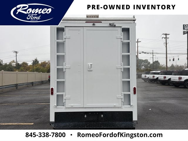 2024 Ford E-350SD Base Cutaway