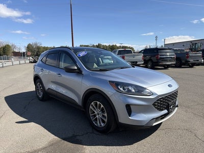 2022 Ford Escape Hybrid SE